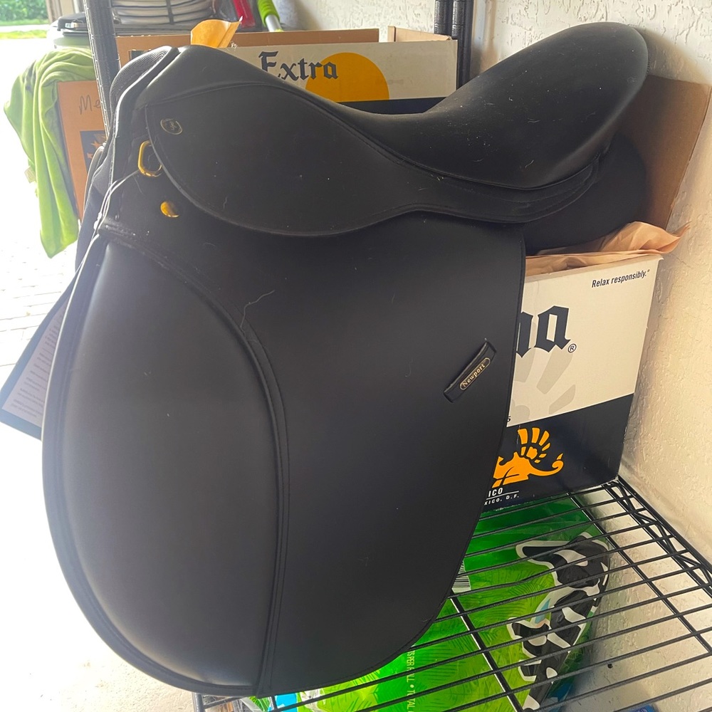 English saddle 17”
